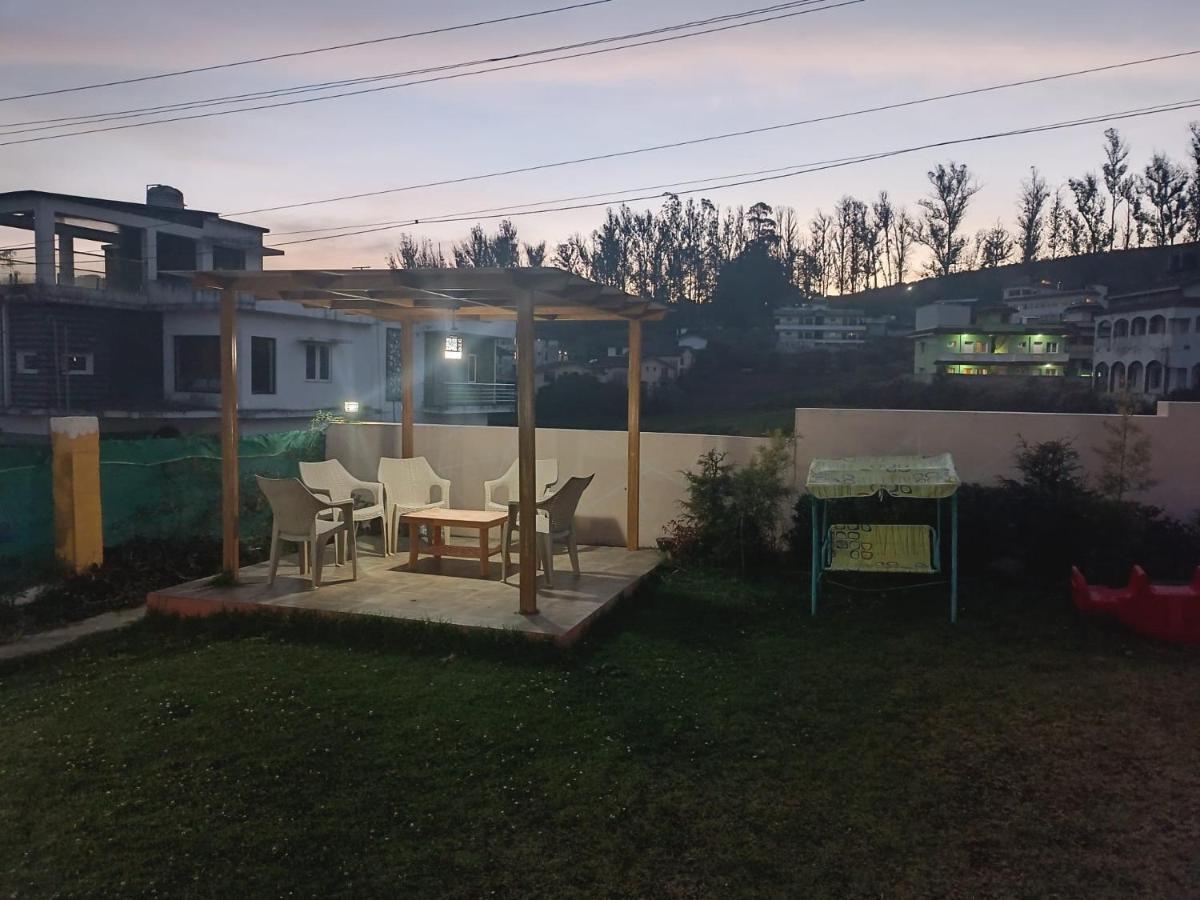 Rose Garden Enclave For Families & Executives Bed & Breakfast Ooty Ngoại thất bức ảnh